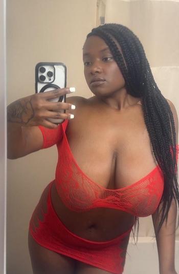 Karmaa, 21  female escort, Roswell-Carlsbad