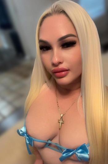 Katalina, 28  female escort, Roswell-Carlsbad